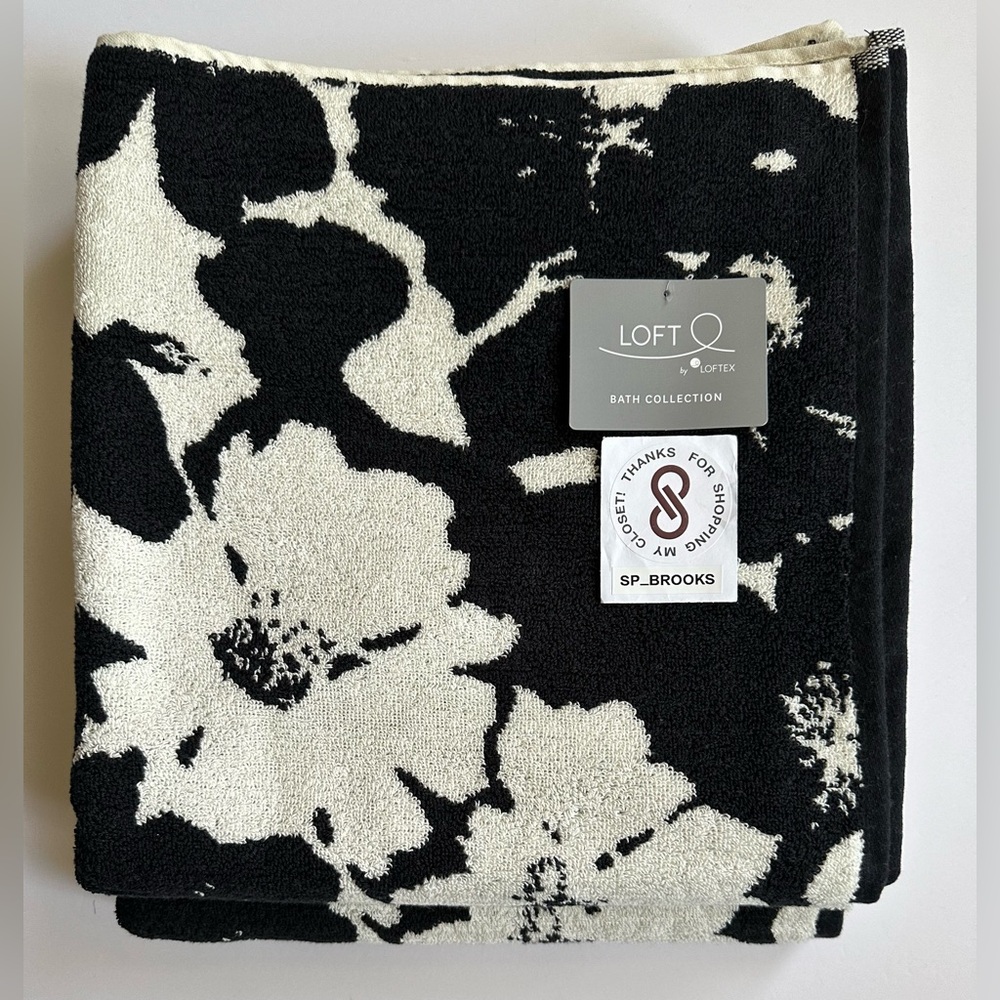 🎁2PC LOFT Bath Towels - Cotton Floral - BLACK MILK IN BLOOM